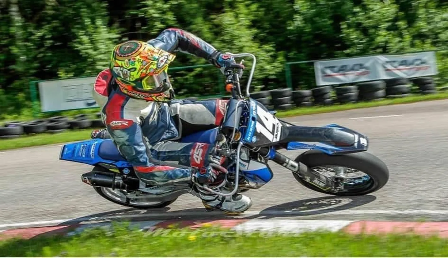 Pärnu Almaca klubi motosportlane Alex Vetkin võitis Jelgavas kolm auhinda.