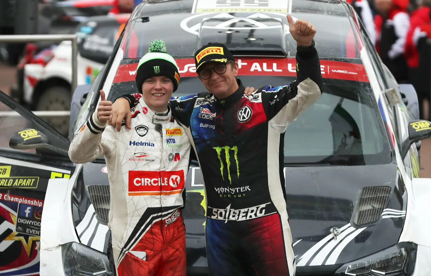 Petter Solberg (paremal) koos poja Oliveriga.