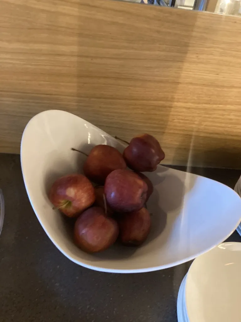 Värsked puuviljad on (kommide ja küpsiste kõrval) alati toredad.
