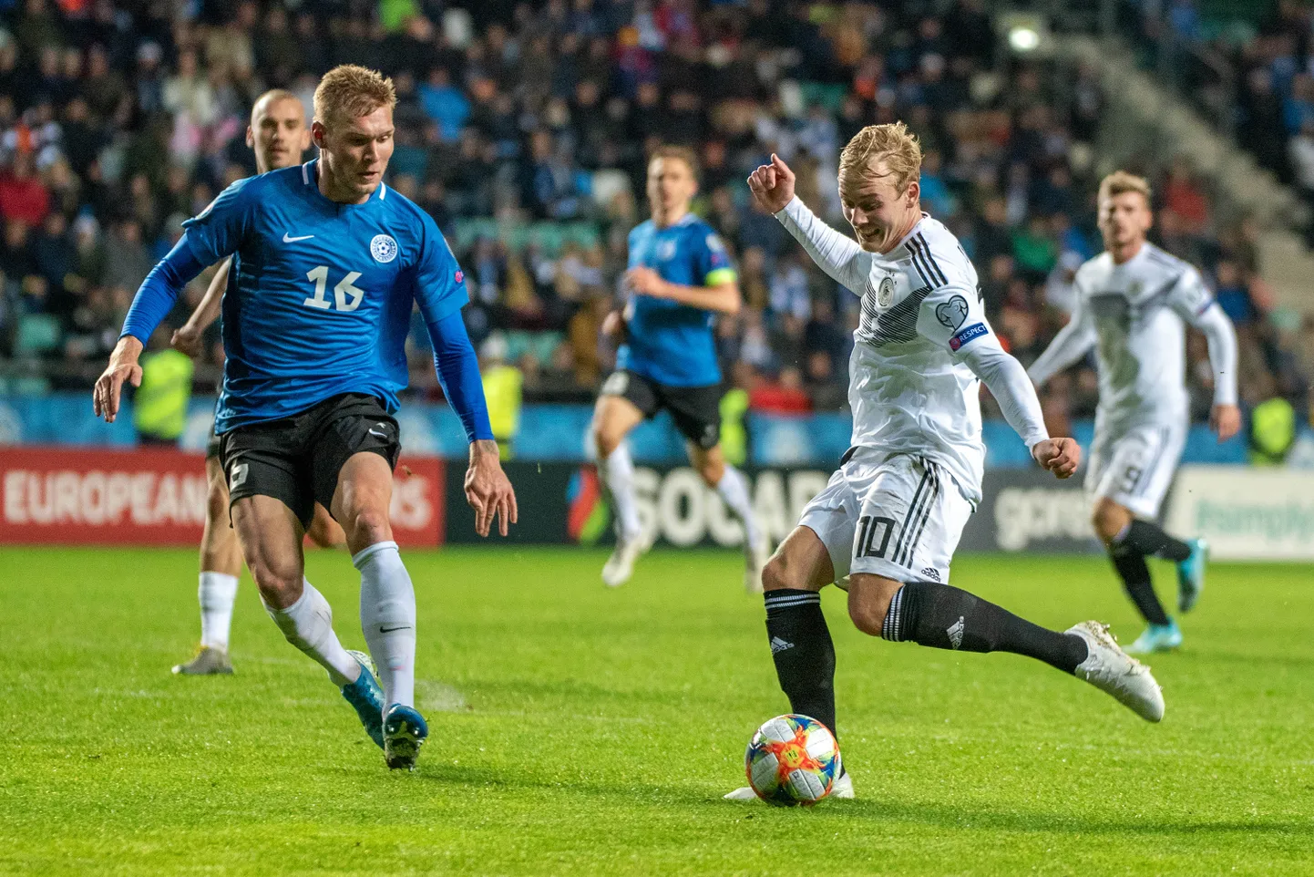 Joonas Tamm (vasakul).