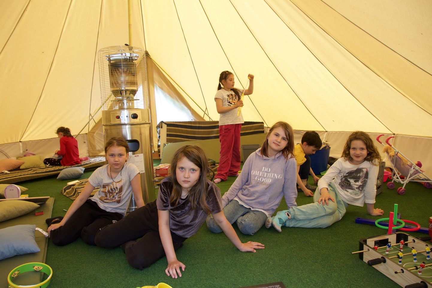 Viiepäevased laagrid toimuvad Võrumaal, korraga osaleb nendes 16–24 last ja noort.