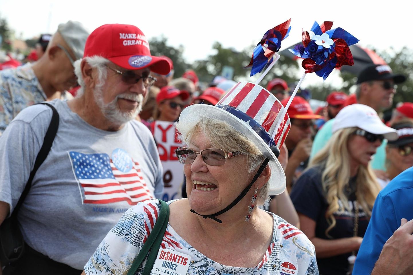 Donald Trumpi toetajad üleeile Floridas Esteros. President osaleb aktiivselt kampaaniaüritustel, et tagada vabariiklastele hea tulemus vahevalimistel.