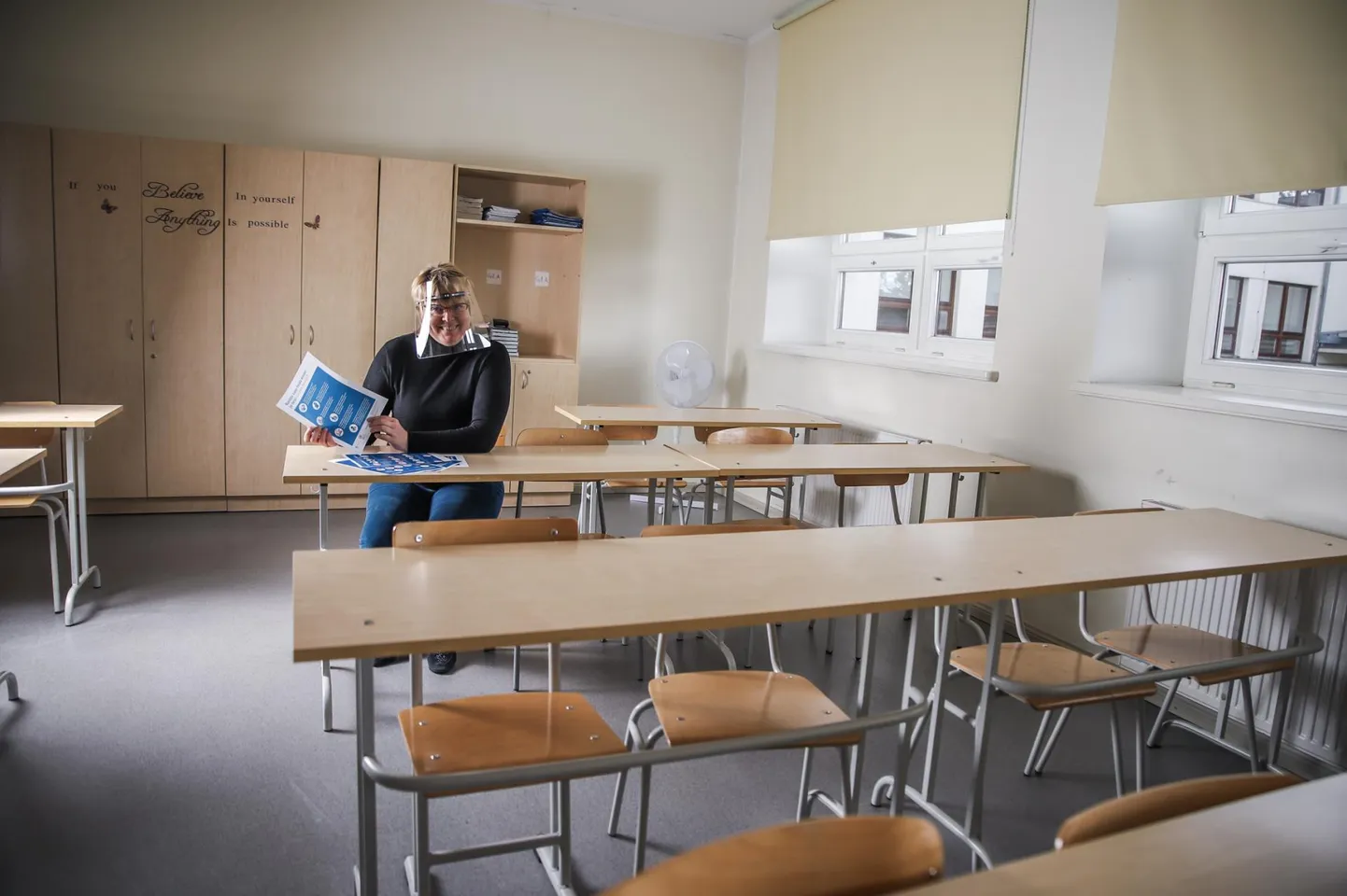 Pärnu ühisgümnaasiumi direktori Anneli Rabbi sõnutsi tuleb nii järgmisel nädalal algavateks konsultatsioonideks kui eksamiteks varuda isikukaitsevahendeid.