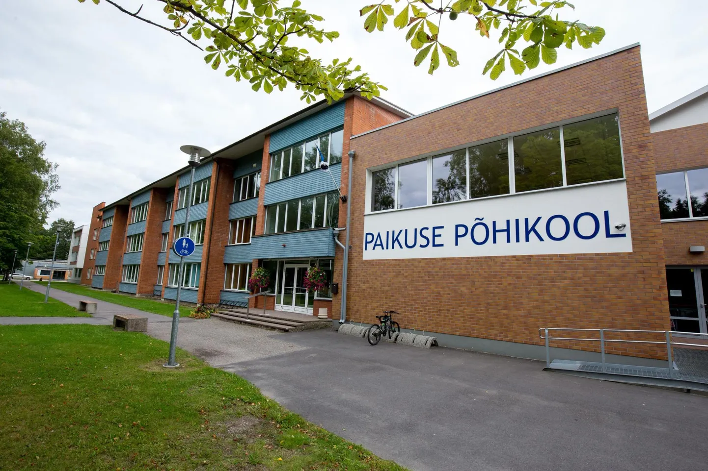Paikuse põhikool on üks suuremaid riigi maapõhikoole, tänase otsusega hakkab haridustempel uue kooliaasta algusest andma huviharidustki.