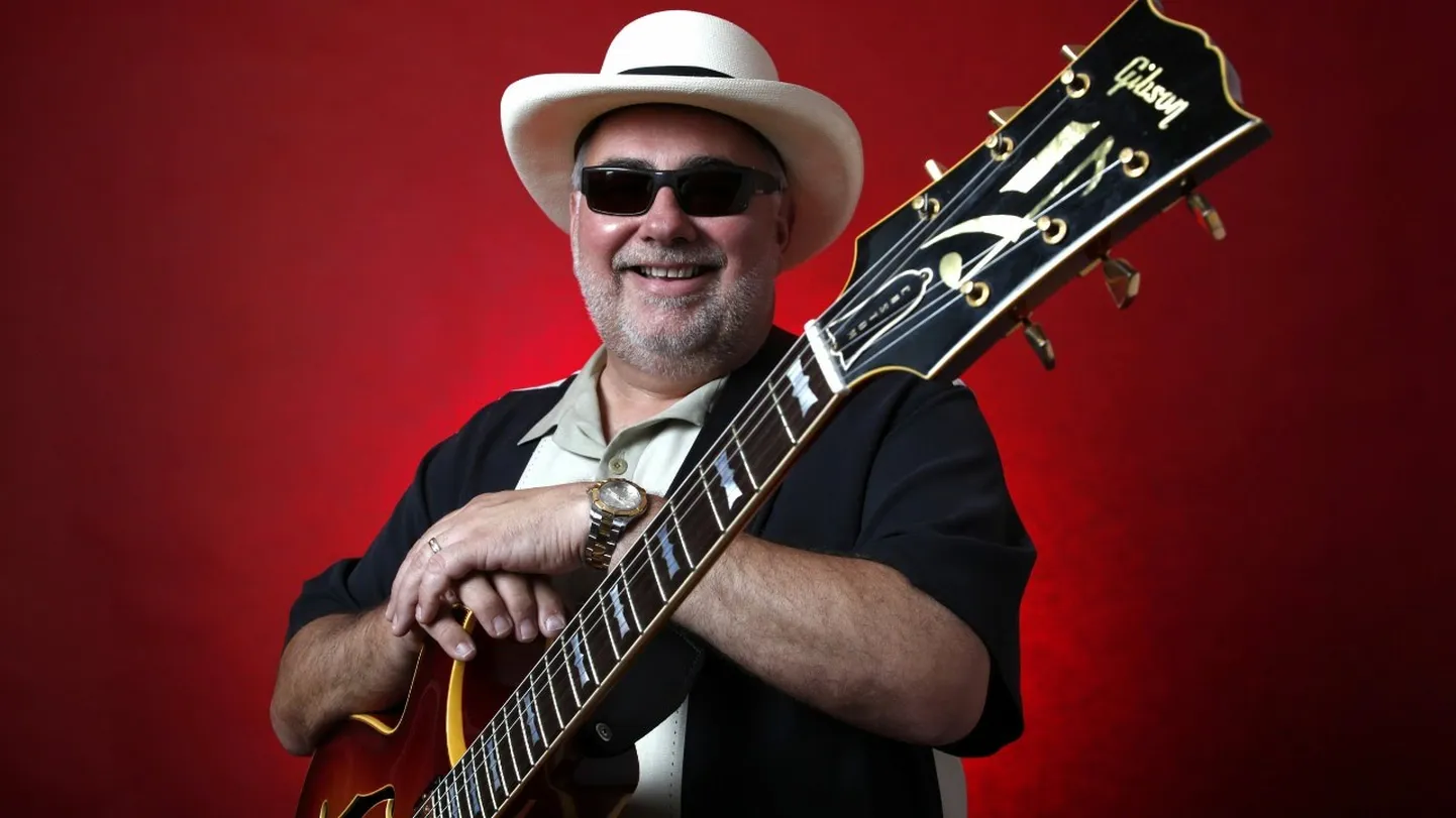 Duke Robillard.