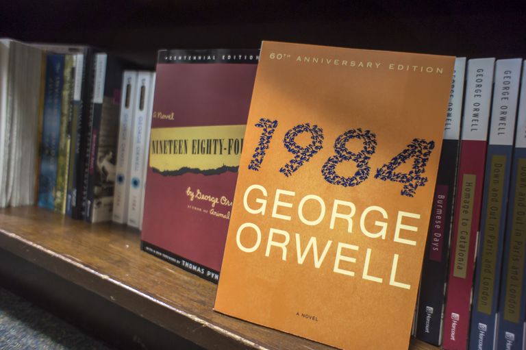 George Orwelli «1984»