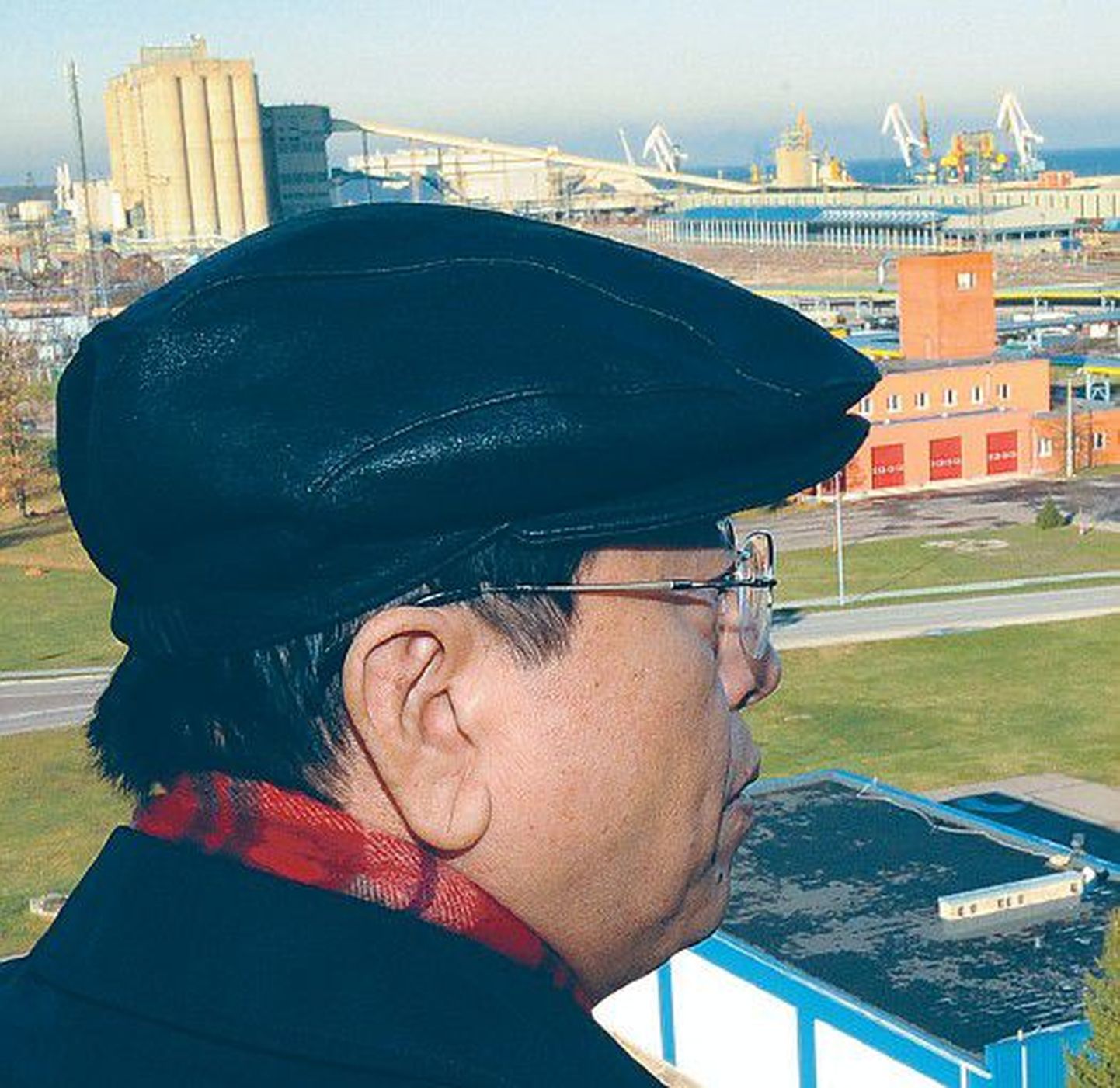 В прошлом году заместитель председателя Государственного совета КНР Чжан Дэцзян побывал в Эстонии и познакомился с работой Таллиннского порта.