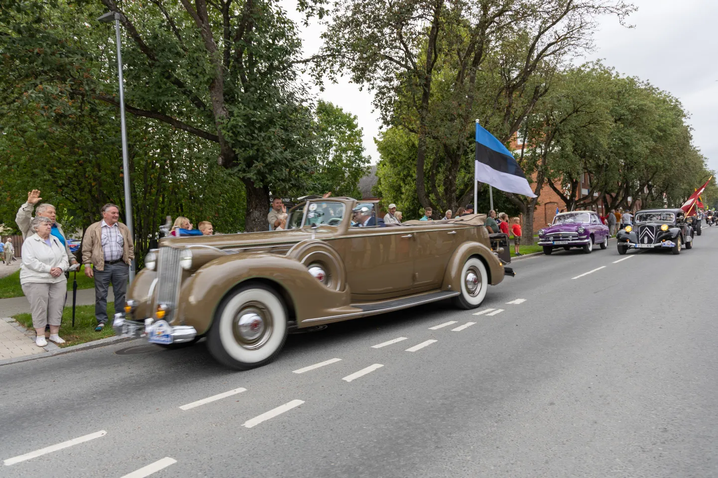 Baltikumi ja Poola uunikumide entusiastid Balti Keti 35. aastapäeval. Foto on illustratiivne.