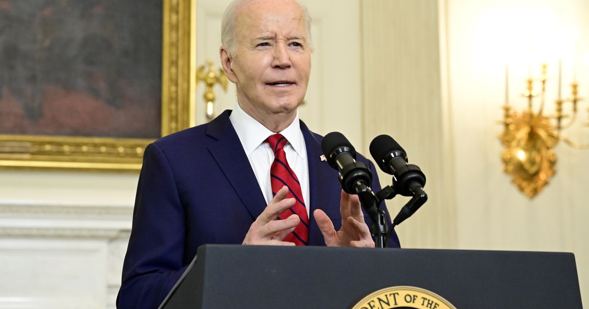 Biden a semnat un pachet de securitate care oferă ajutor Ucrainei în lege
