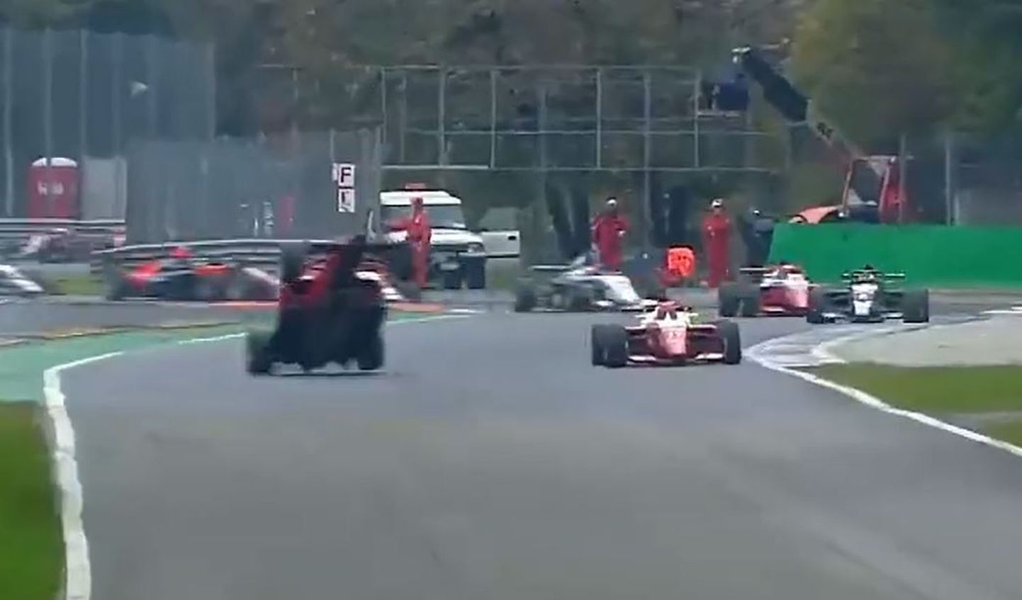Prema meeskonna sõitjad David Vidales ja Dino Beganovic tegid Monza etapil avarii.