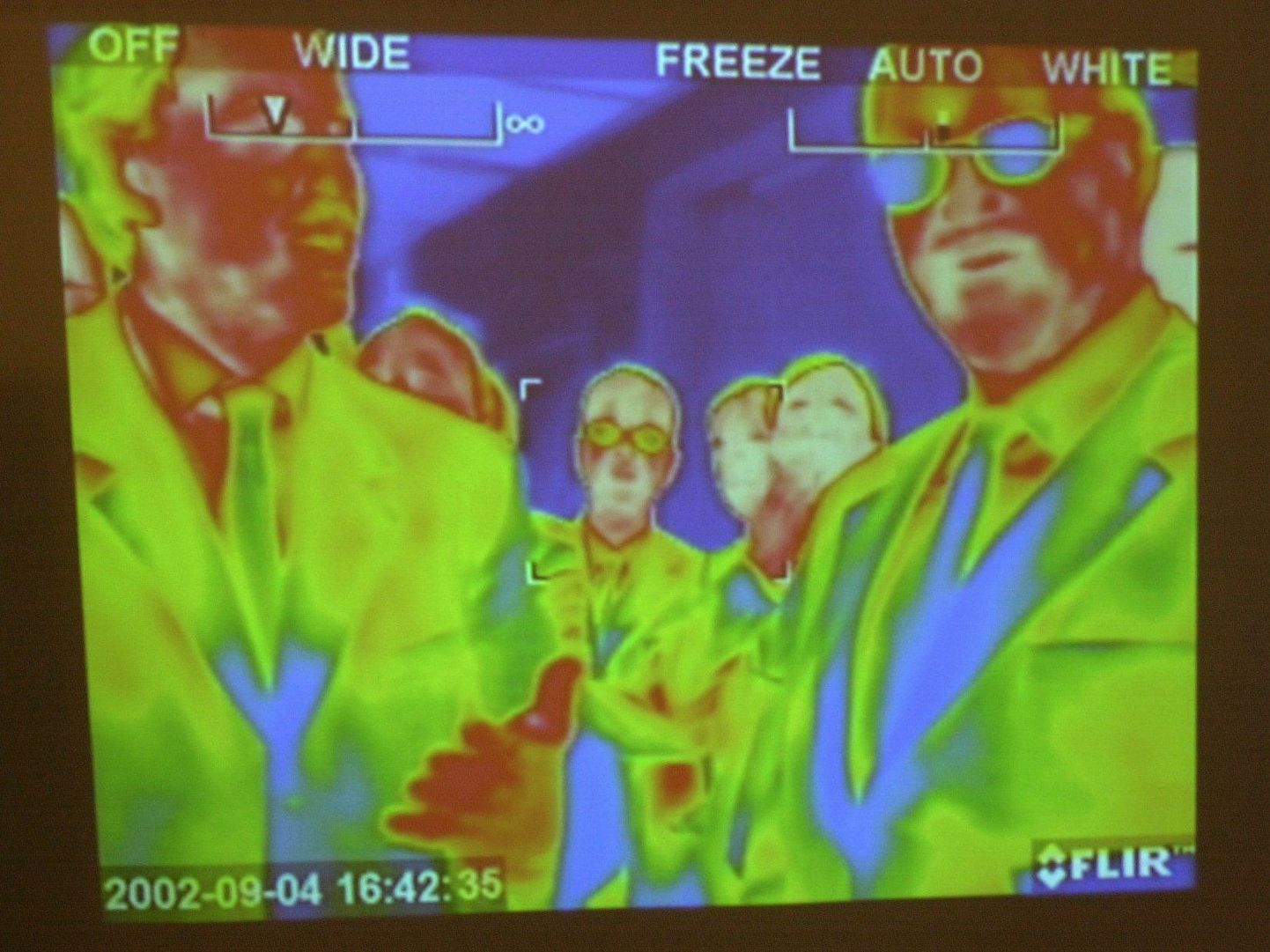 Göran Persson ja Tony Blair nähtuna läbi FLIR soojuskaamera