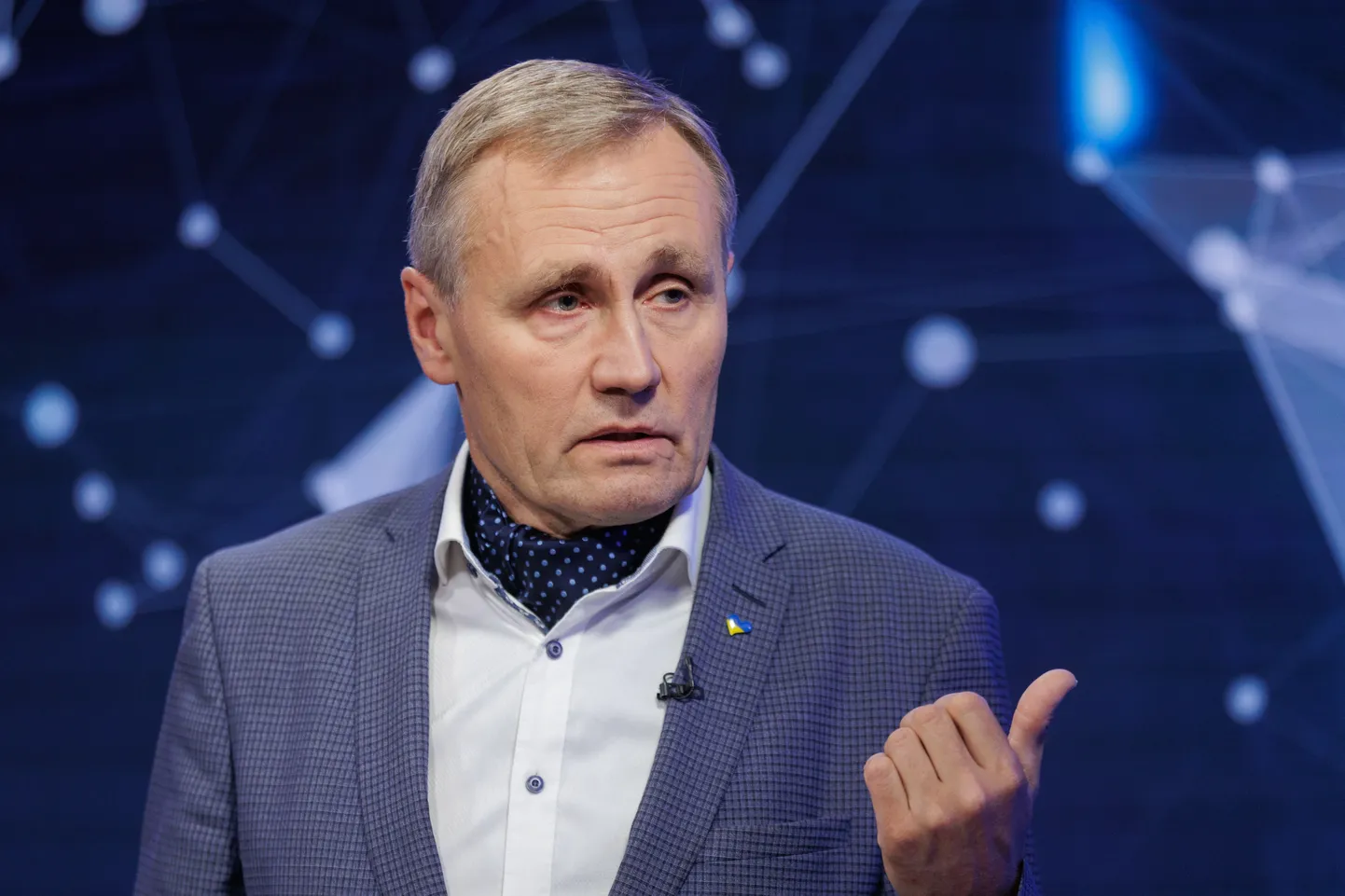 Haridus- ja teadusminister Tõnis Lukas ütleb, et koolijuhid on suhtunud oma kvalifikatsiooni tõstmisse üsna tõsiselt, enese arendamine on lausa popp.