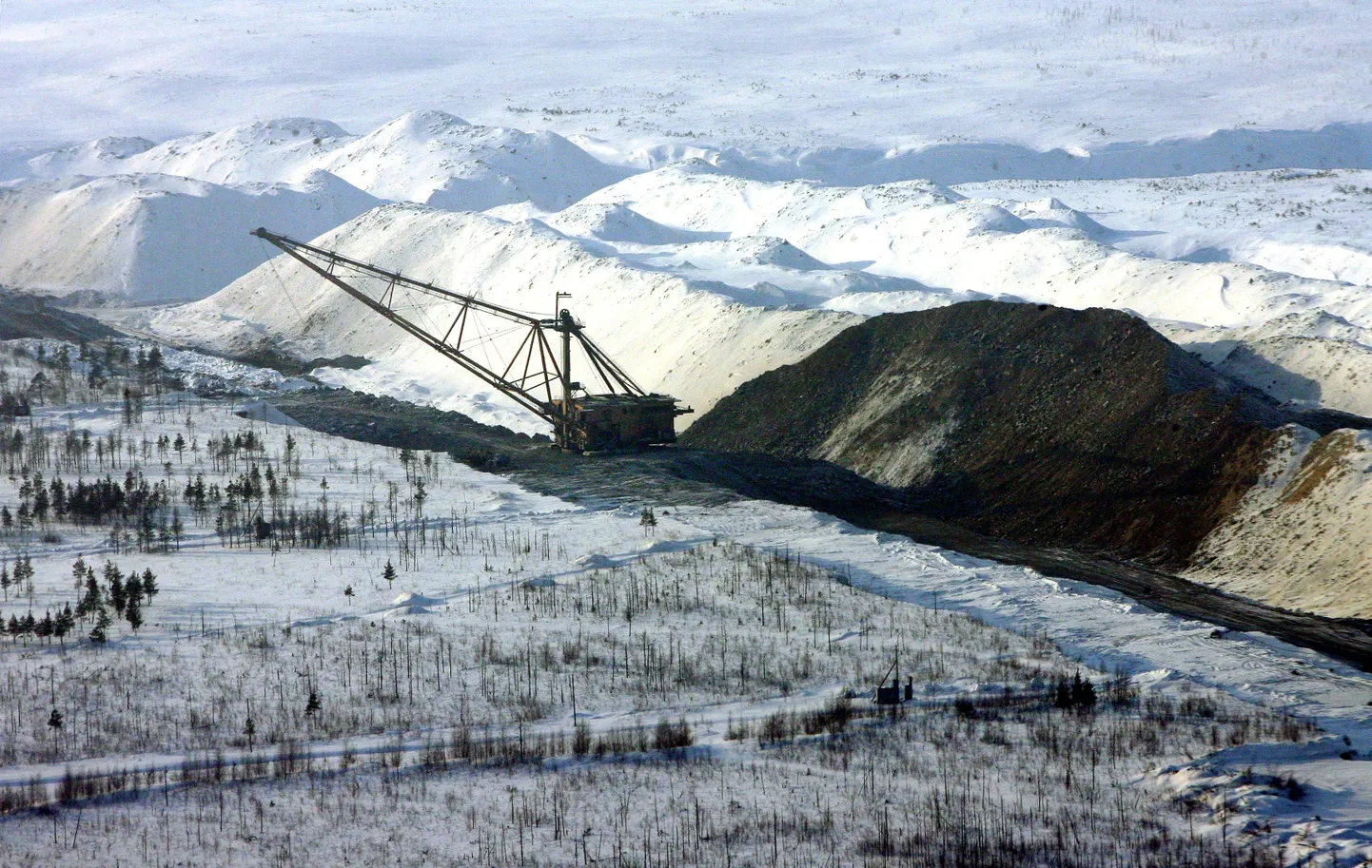 KAEVANDUS; NARVA, EESTI, 20FEB11.
Aerofoto; Eesti Energia; kaevandus; põlevkuvi; tahke kütus; lahtine karjäär.
th/Foto TOOMAS HUIK/POSTIMEES