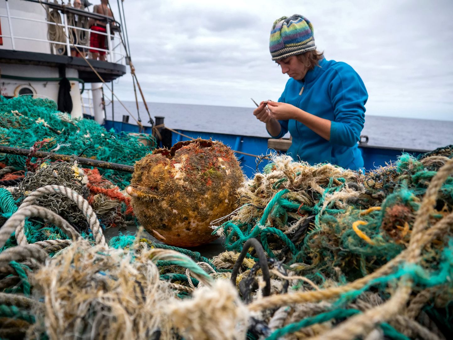46 protsenti Vaikse ookeani prügisaarest moodustavad kalastustarbed, peamiselt võrgud.