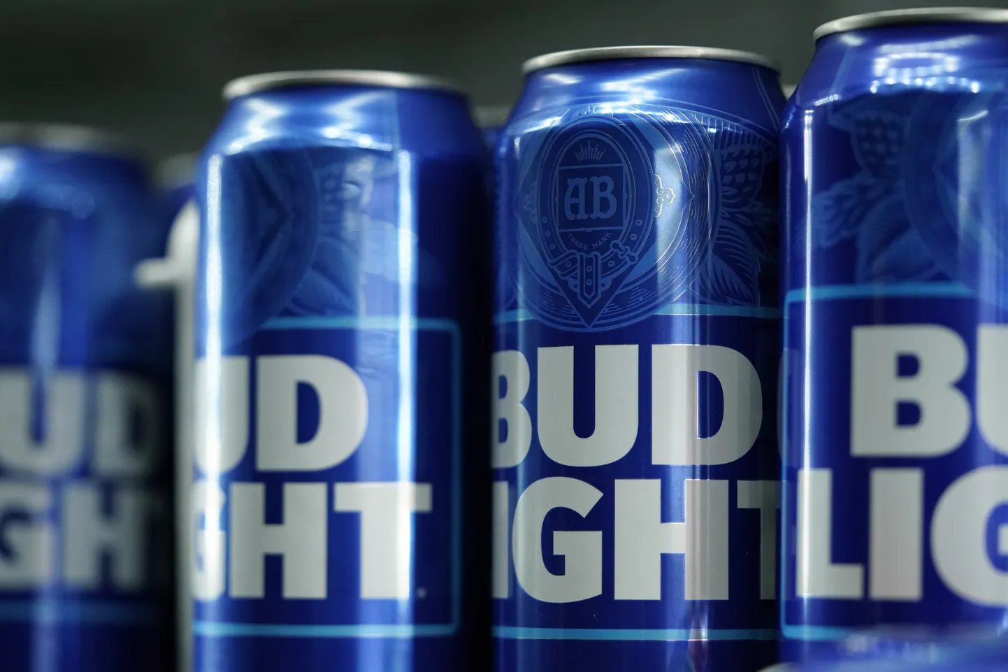Bud Lighti õllepurgid.
