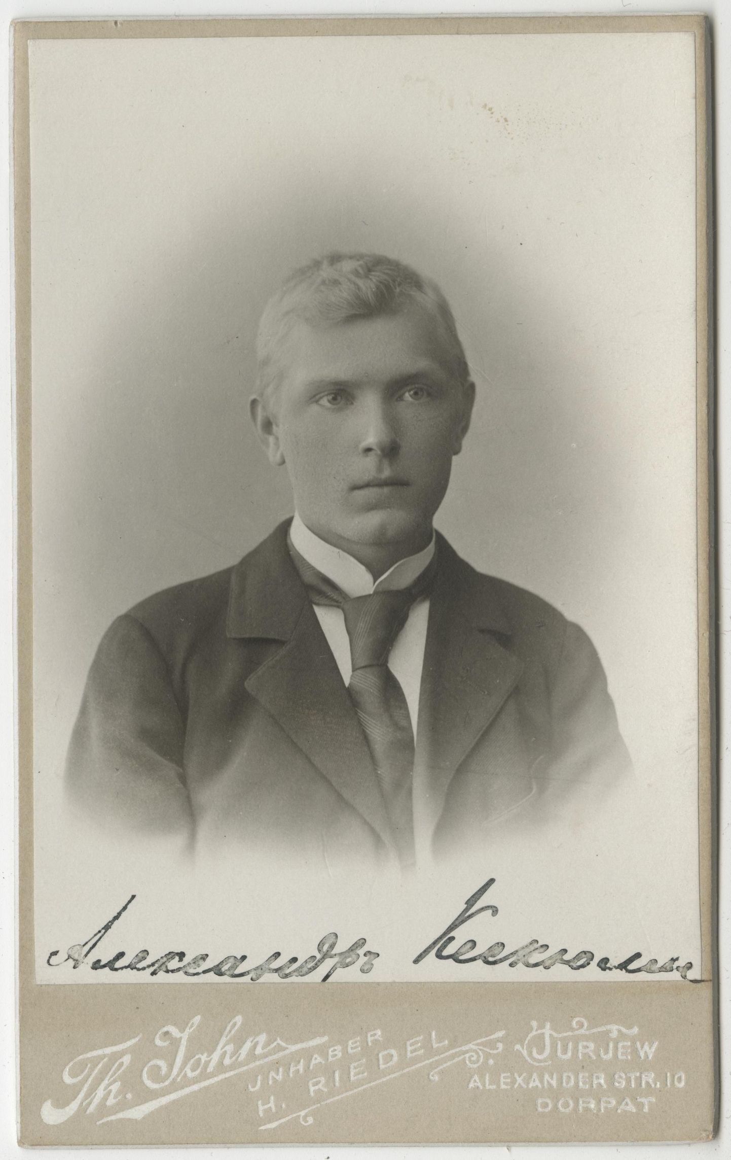 Aleksander Kesküla unistas Rootsi abil Suur-Eesti loomisest. 