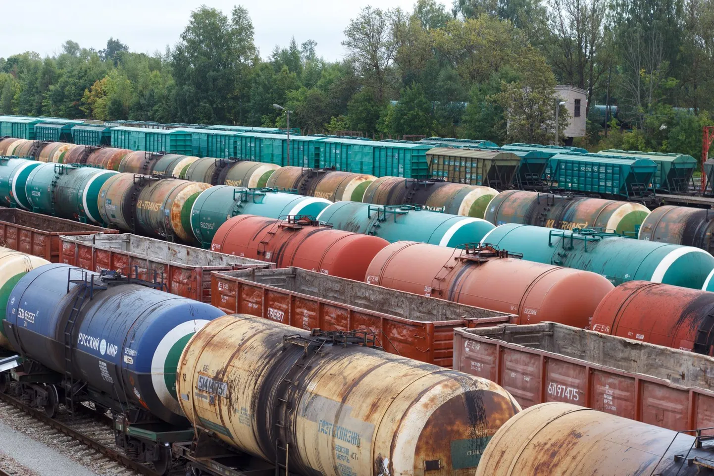 Eesti pani küll Valgevene õlitransiidi kinni, kuid Läti ja Leedu ei ole seda eeskuju järginud.