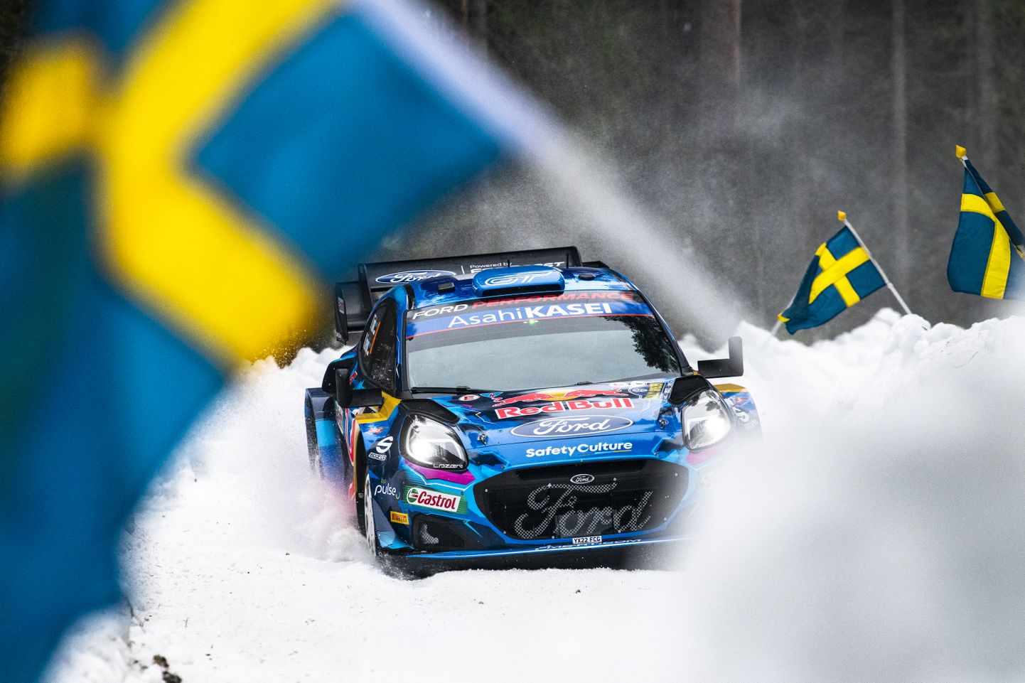 M-Spordi sõitja Ott Tänak on Rootsi ralli teede kritiseerimisest hoolimata kõrges mängus sees.