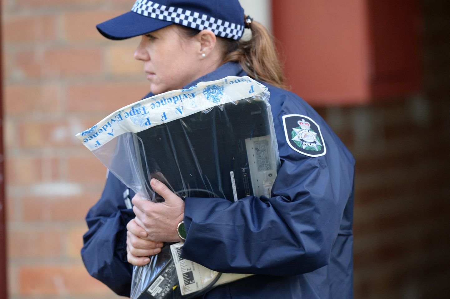 Politseinik terroritõrjeoperatsioonil Austraalias.