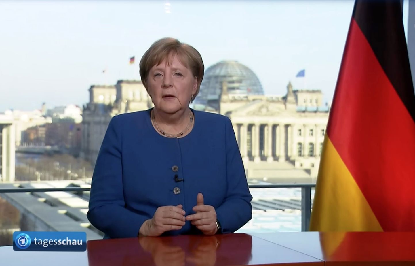 Angela Merkel eilses teleesinemises.