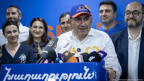 ЦИК: На выборах в Армении лидирует "Гражданский договор" пре