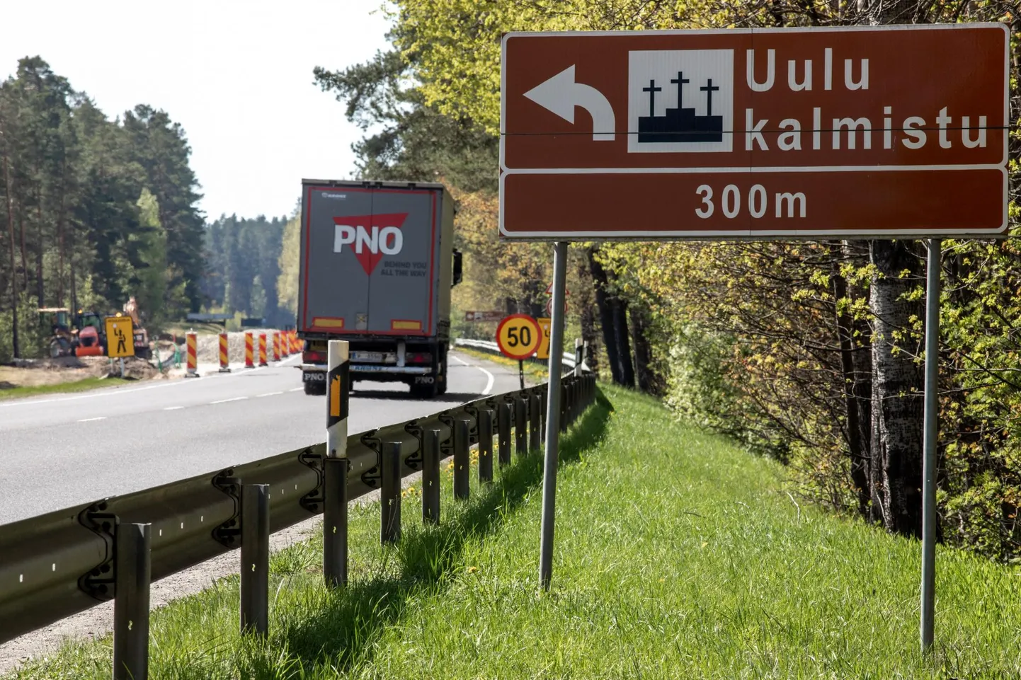 Uulu kalmistu juures olev ristmik ehitatakse ohutumaks.