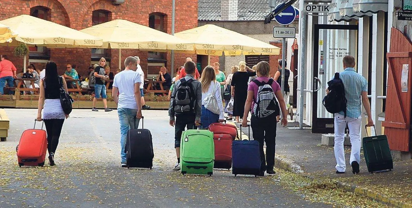 Välisturistid Pärnus.
