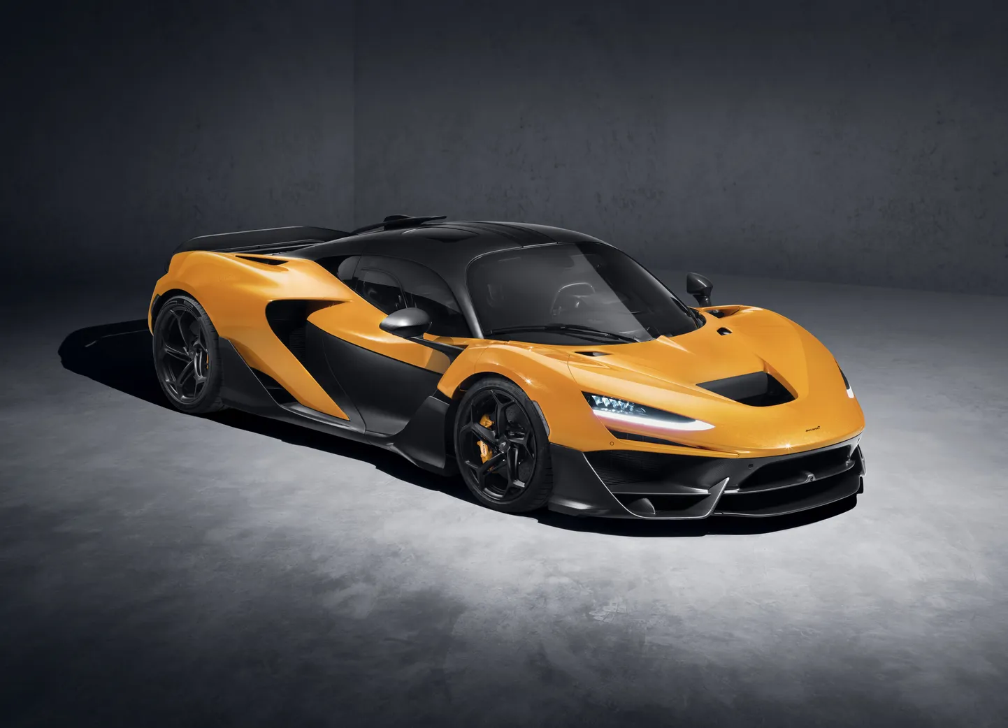 McLareni hübriidhüperauto W1.