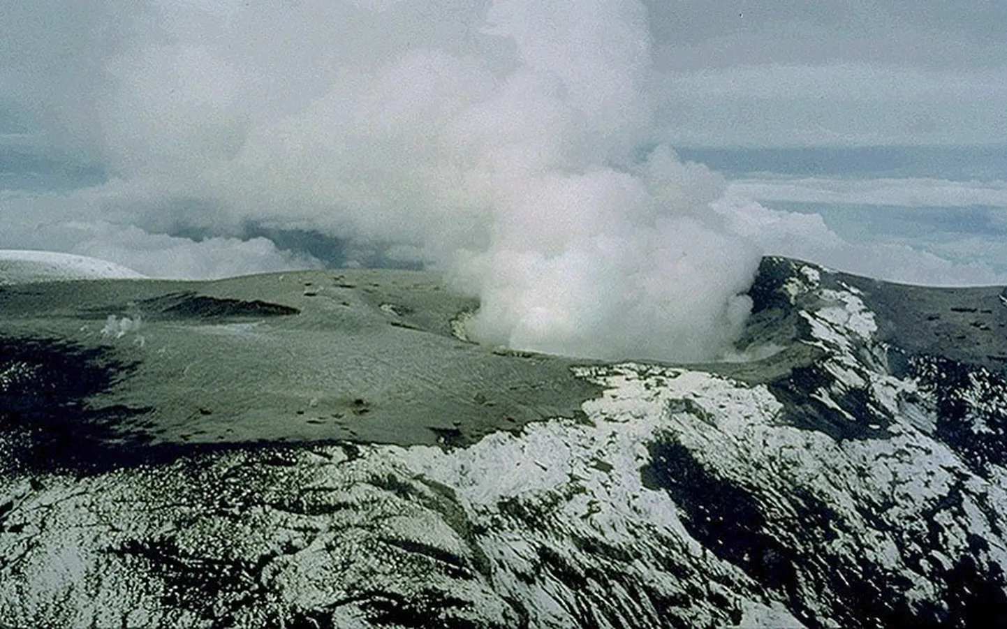 Nevado del Ruizas vulkāna izvirdums