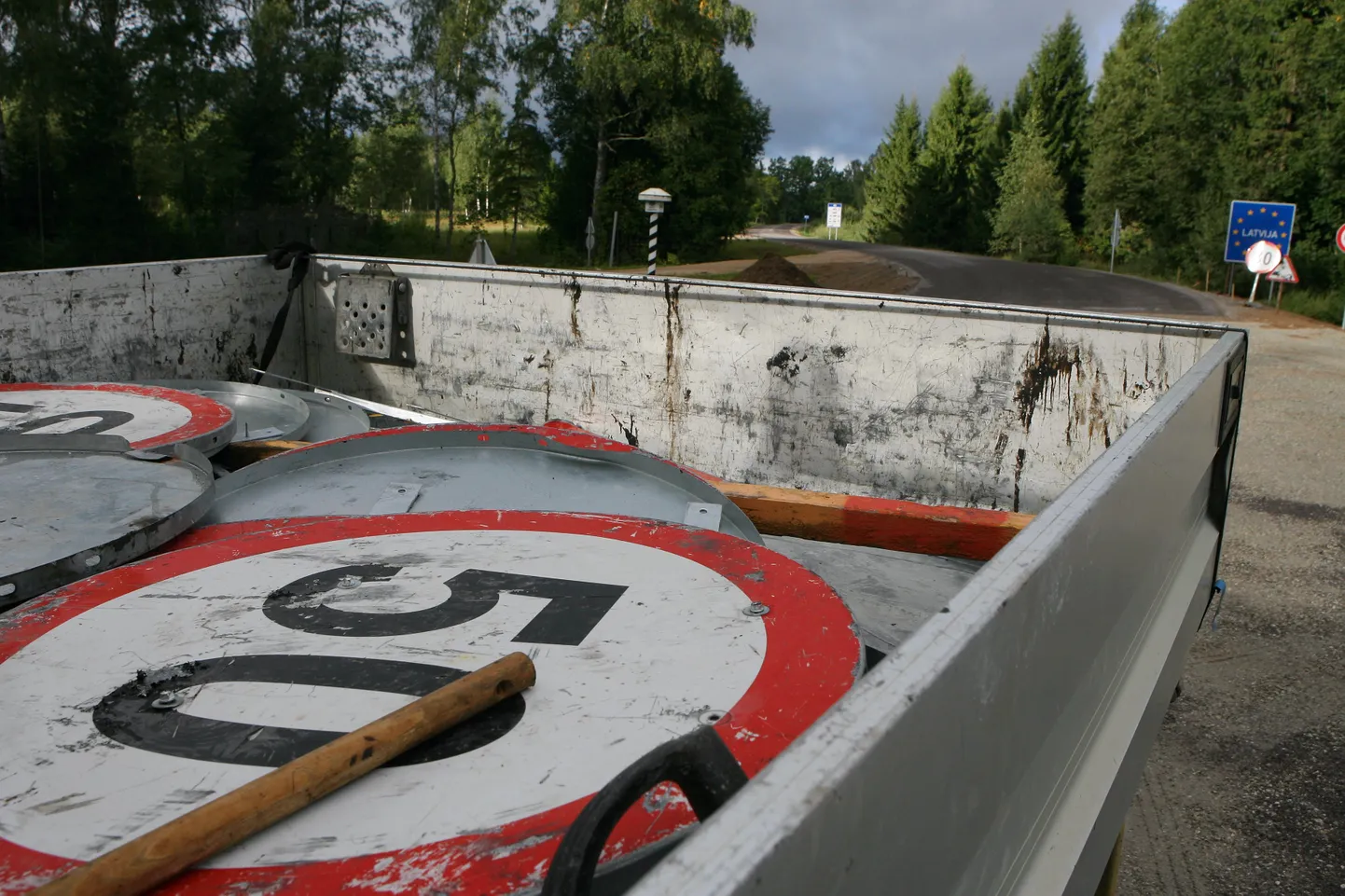 Esmaspäeval algavad Loodi ja Sultsi vahelisel teelõigul ehitustööd.