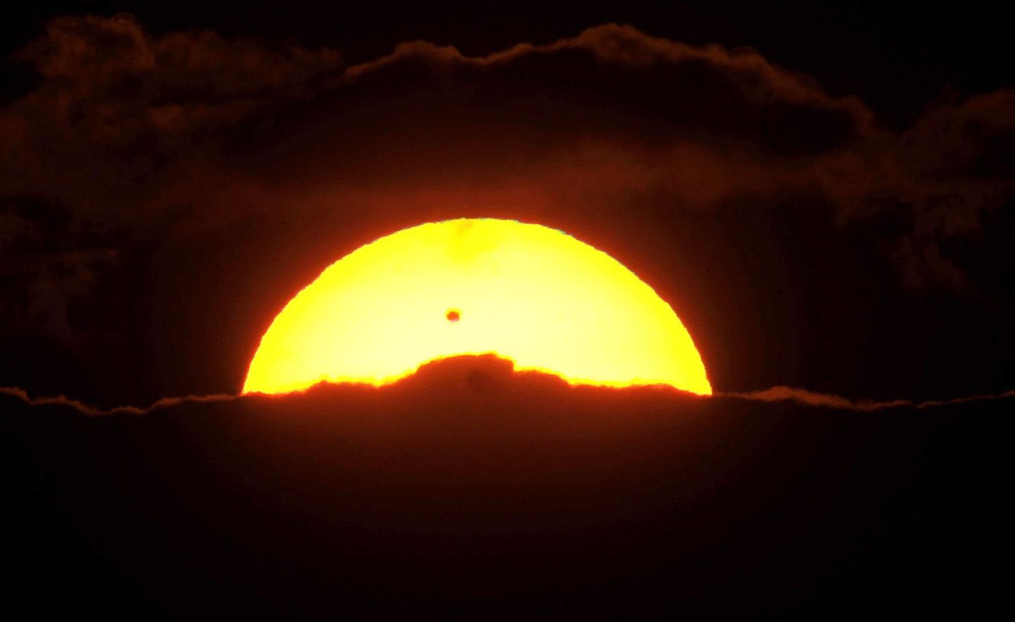 Eile varahommikul sai Eestis vaadelda Veenuse üleminekut Päikesest.