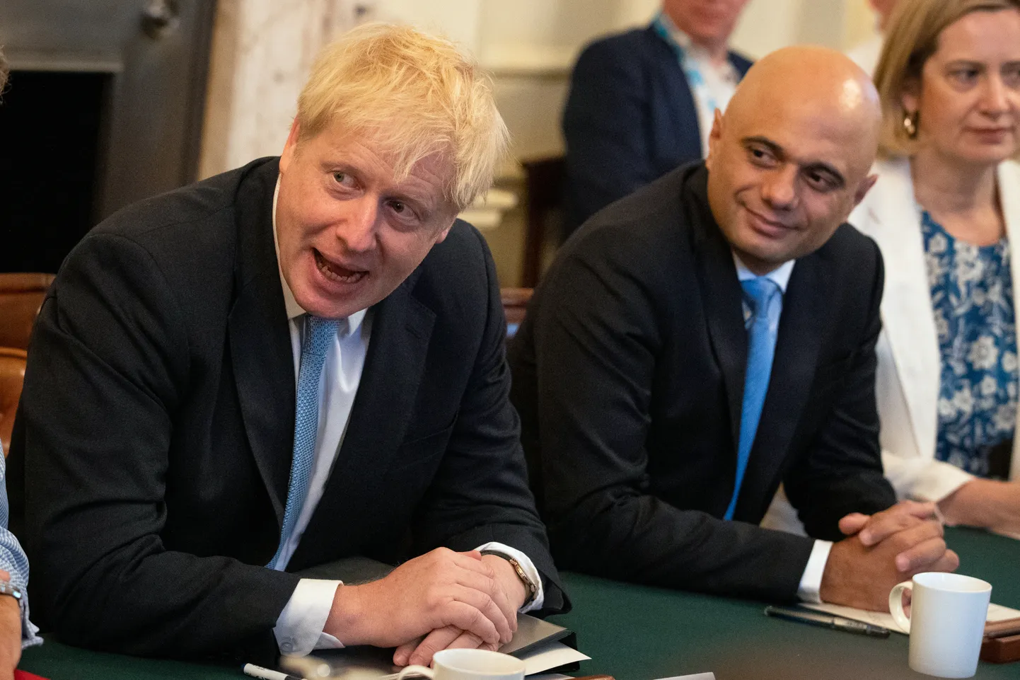 Täna ametist lahkunud Suurbritannia rahandusminister Sajid Javid (paremal) koos peaminister Boris Johnsoniga.