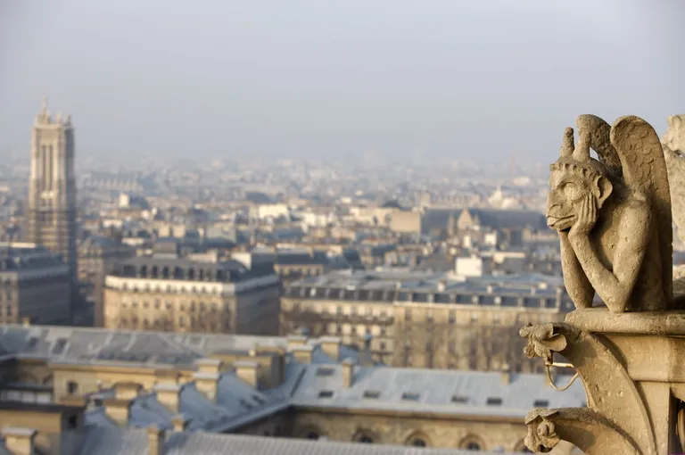 Vaade Notre Dame katuselt.