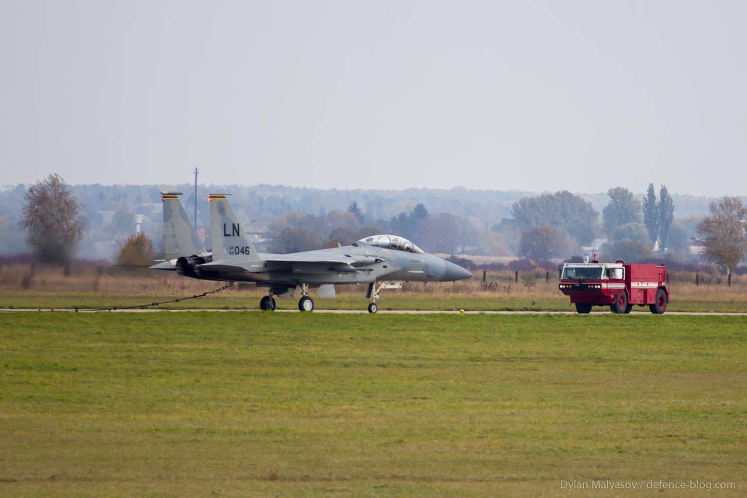 Hävitaja F-15D Starokostiantõnivi õhuväebaasis.