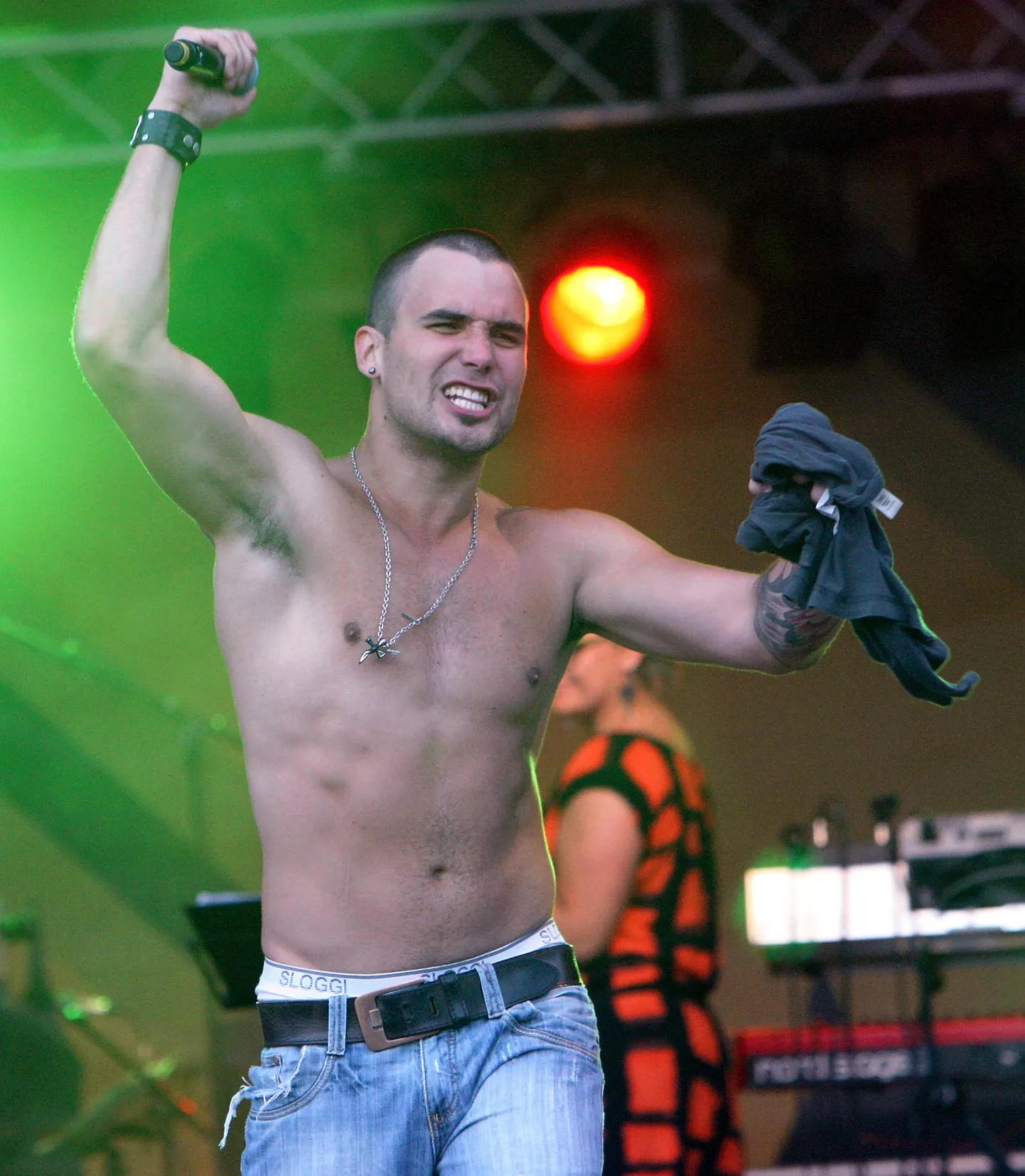 Kristjan Kasearu ja tema bänd andsid vanalinna päevade avatseremoonial võimsa kontserdi «A Tribute to Aerosmith»