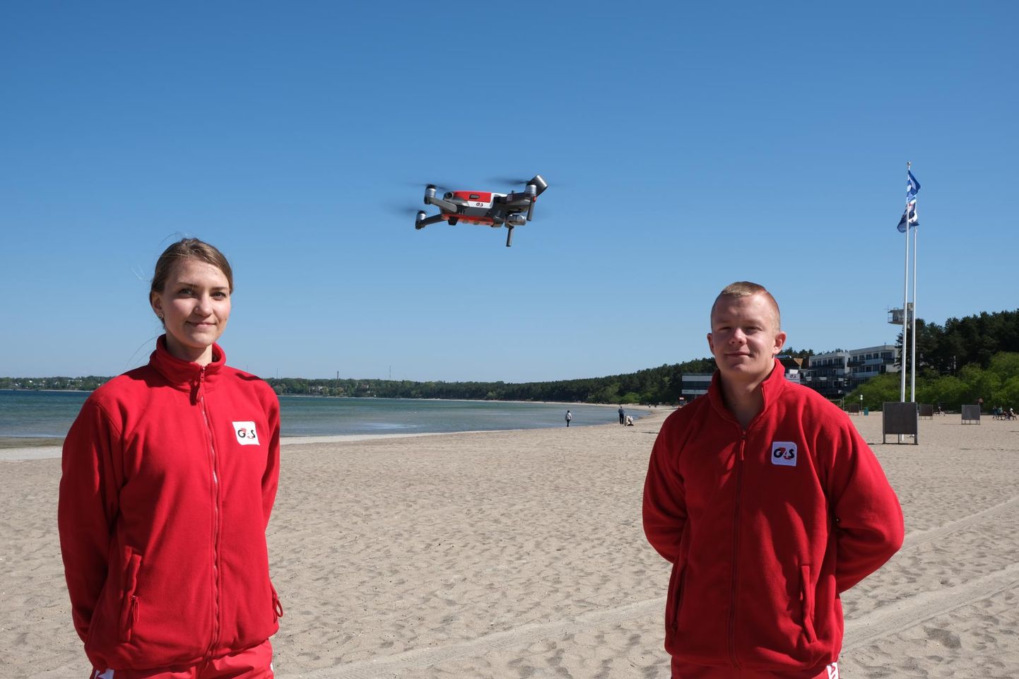 Seni on rannavalvurid katsetanud drooni Tallinnas Pirita rannas.