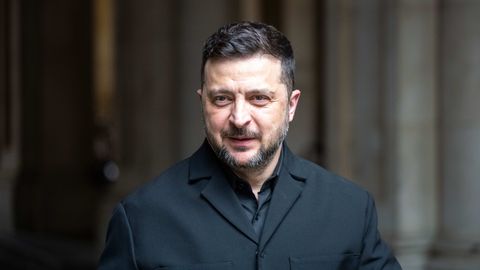Zelenskis ar oligarha Abramoviča starpniecību nodevis ziņu P