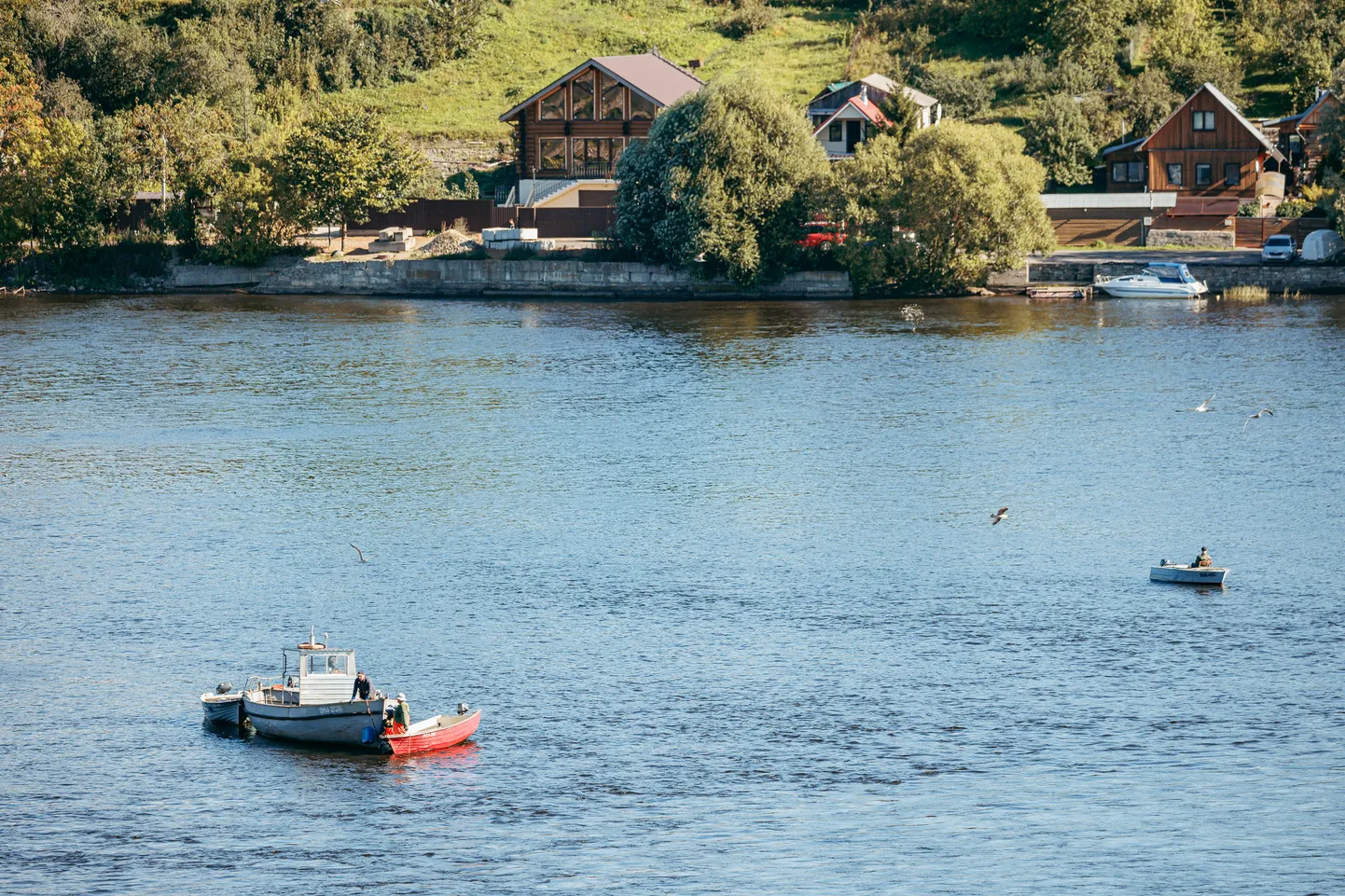 Narva jõel tohib kala püüda kuni 20 meetri kaugusel välispiirist.