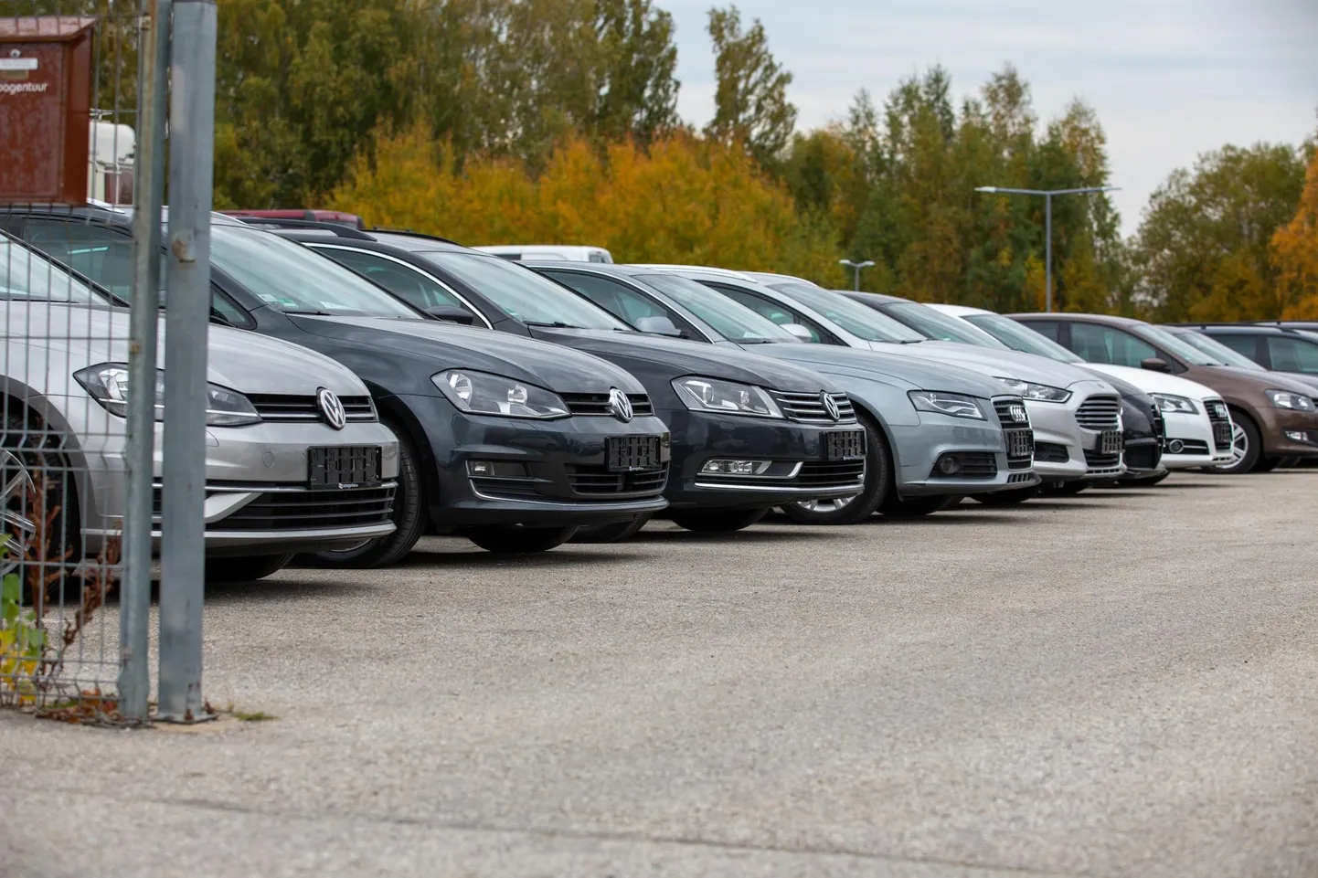 Kasutatud autod. Pilt on illustratiivne.