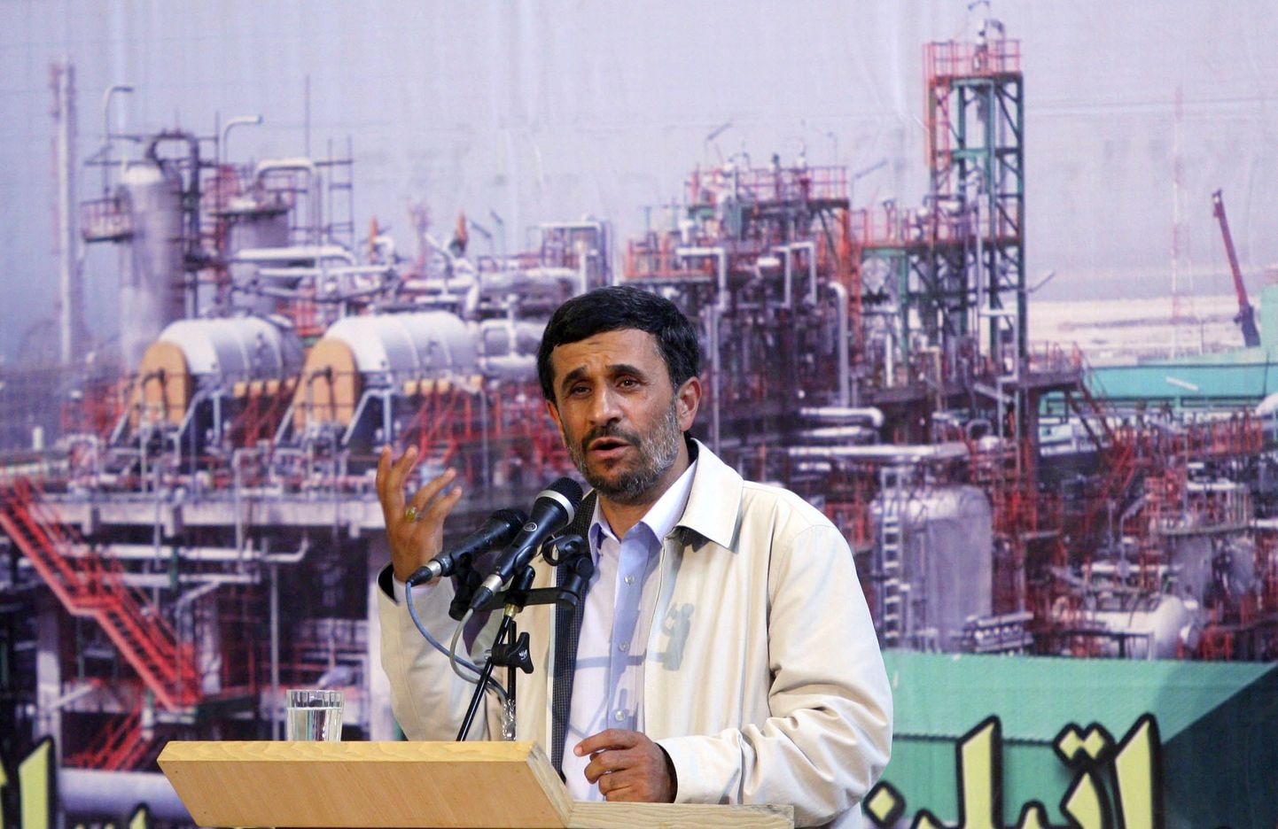 Иранский президент Махмуд Ахмадинежад.