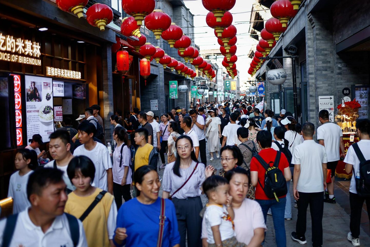 Hiina seisab silmitsi demograafilise kriisiga, kus tööealine elanikkond näitab vähenemise märke.