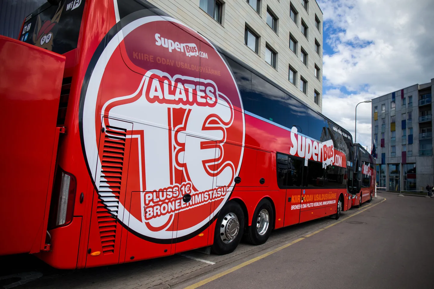 Superbusi buss.