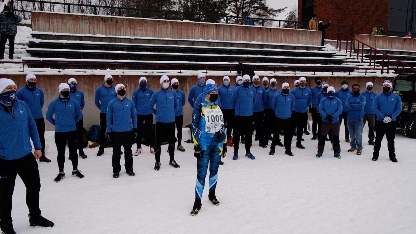 Tartu maratonil osalenud britid kohtusid vahetult enne võistlust president Kersti Kaljulaidiga.