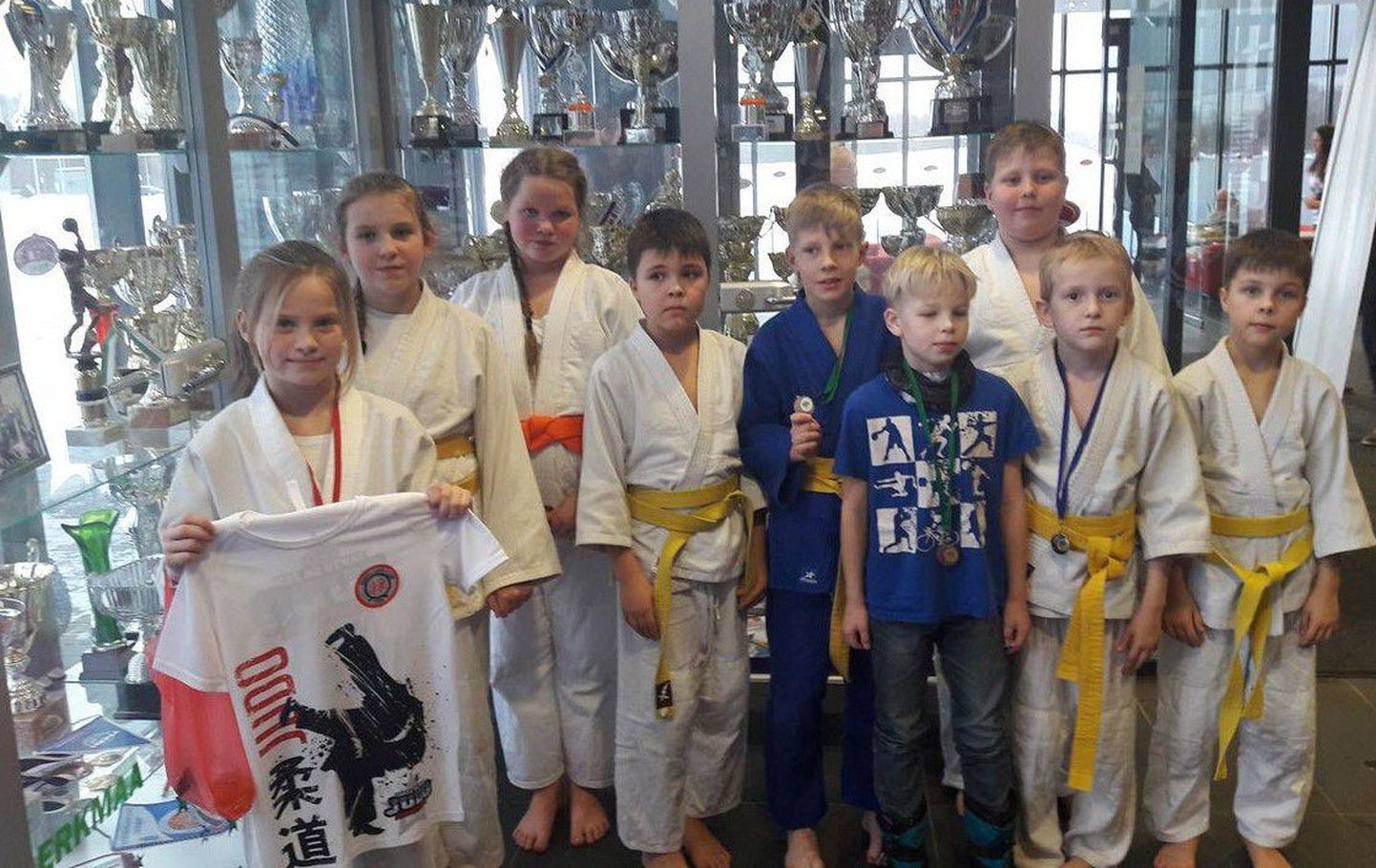 Pärnu judoklubi Samurai noored.
