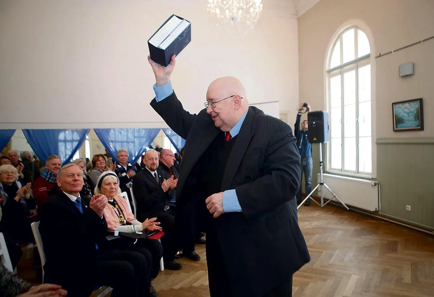 Konstantin Pätsi poliitilise biograafia üks autoreid Toomas Karjahärm raamatuesitlusel.