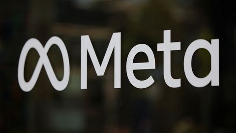 ANDMEKESKUSTE BUUM ⟩ Meta vallandab kontoritöötajaid ja kool