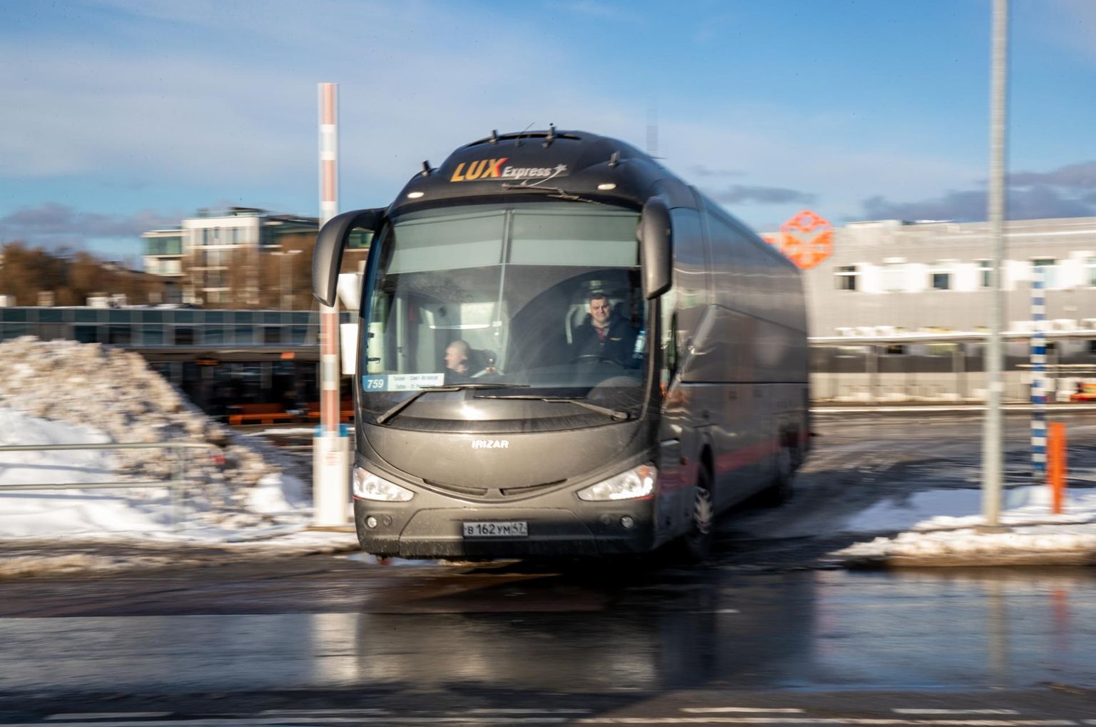 Lux Express Tallinna–Peterburi buss Tallinna bussijaamas.