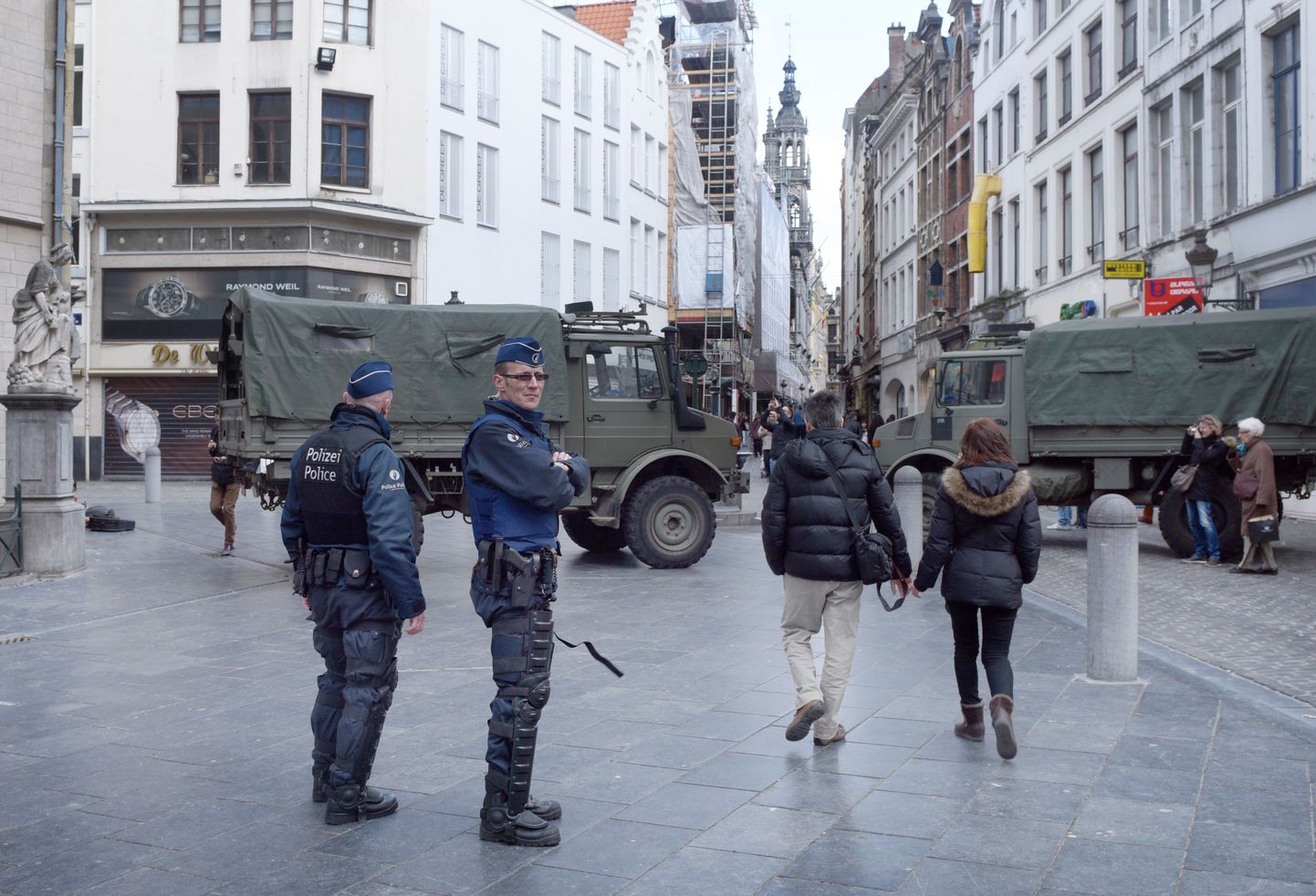 Полиция на улицах Брюсселя во время анти-Исламских протестов. Фото иллюстративное.