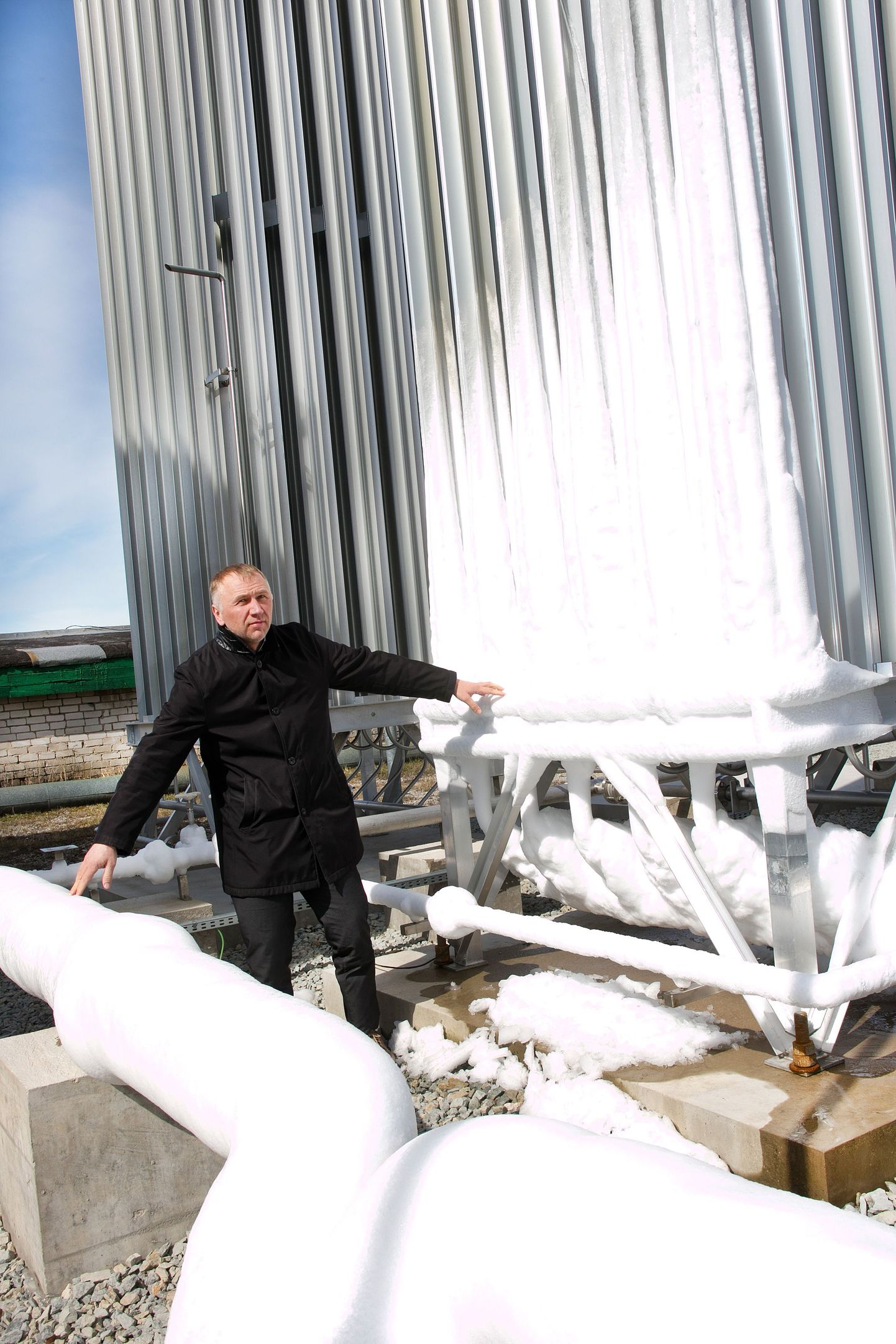 Eesti esimese tööstusettevõttena aasta tagasi Venemaalt tarnitavat LNGd kasutama hakanud Saaremaa Piimatööstuse juht Ülo Kivine hakkaks gaasi ostma Alexela rajatavast Paldiski terminalist, kui pakutakse soodsamat hinda.