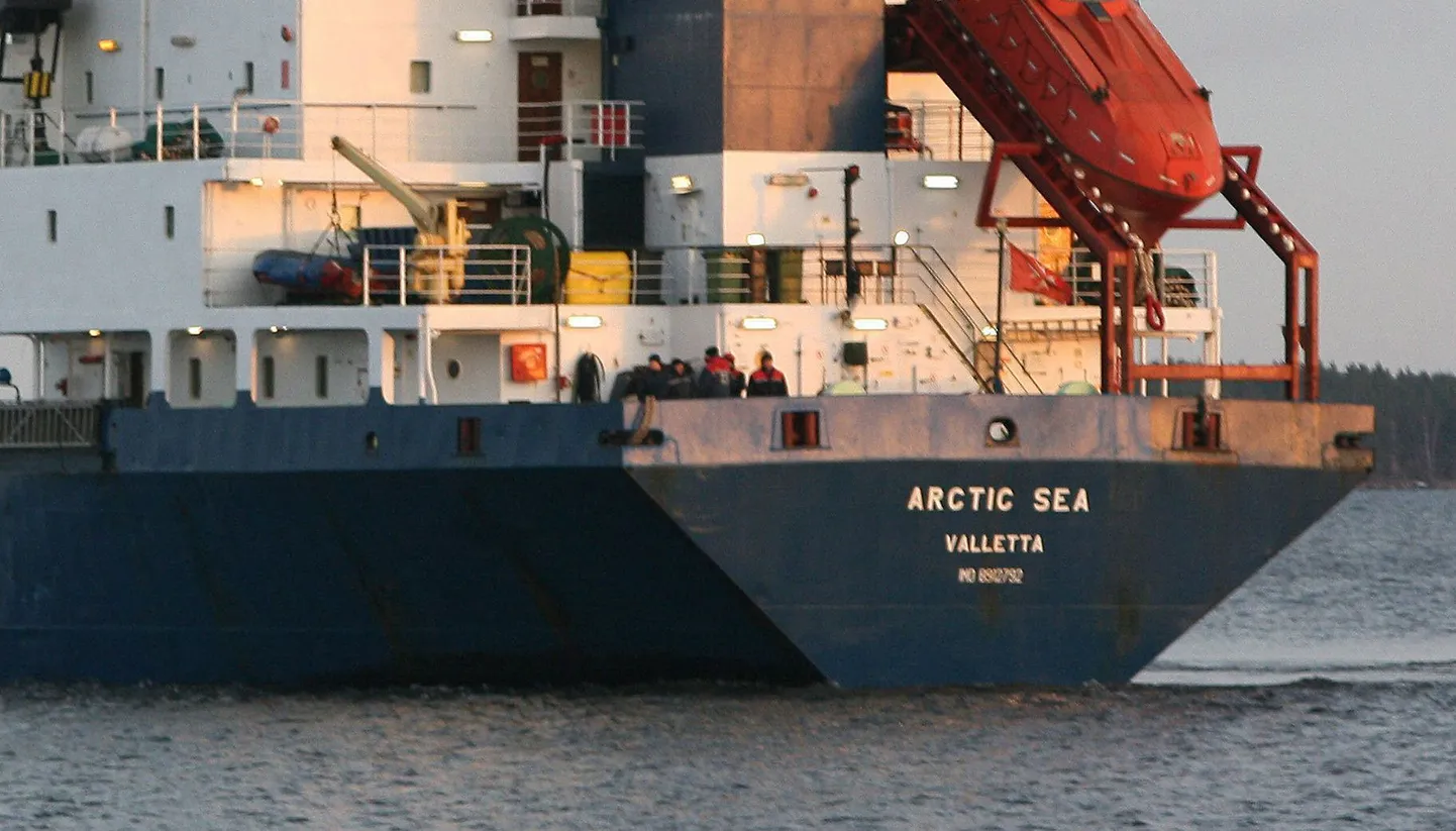 Kaubalaev Arctic Sea